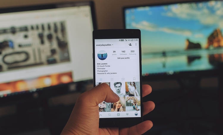 互聯(lián)網(wǎng)進入存量時代后，企業(yè)是應該一如既往地關注獲新，還是關注一下老用戶？